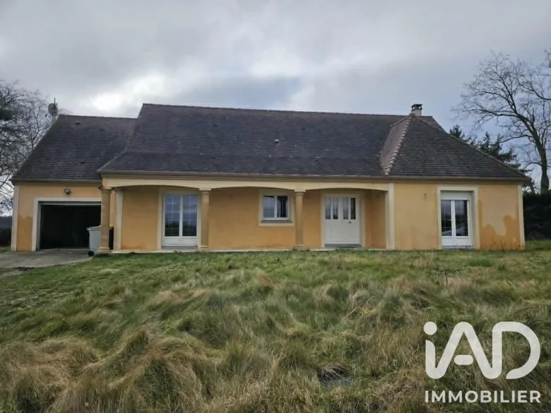Maison 4 pièces 136 m² · à Égriselles-le-Bocage · 136 m² · 229 900 €