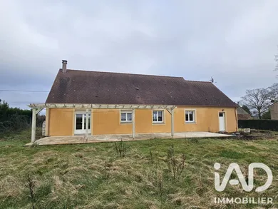 Maison à Égriselles-le-Bocage (89500)