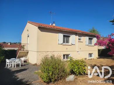 House in Réaumur (85700)
