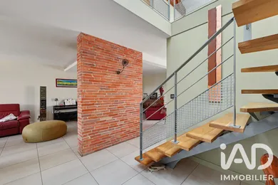 Architectural house in Brax (31490)