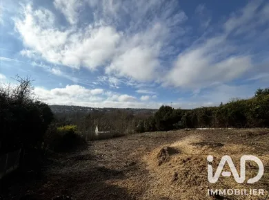 Terrain à Crécy-la-Chapelle (77580)