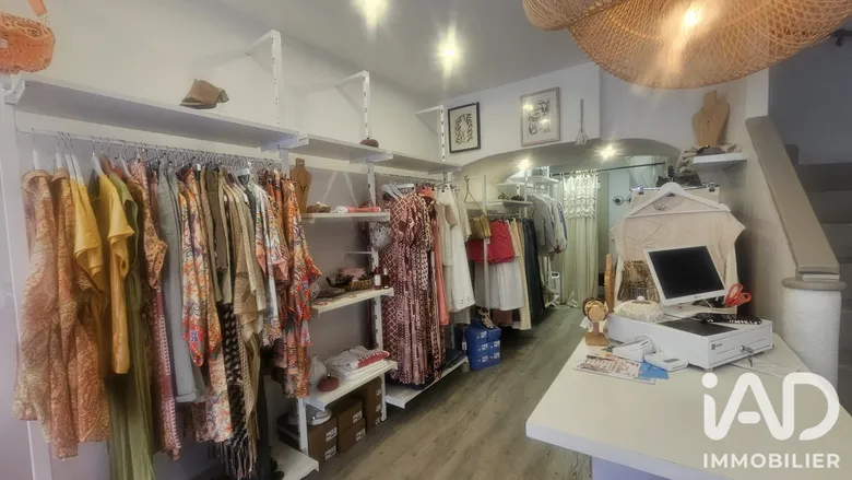 Local commercial 50 m² · à Vence · 50 m² · 34 000 €