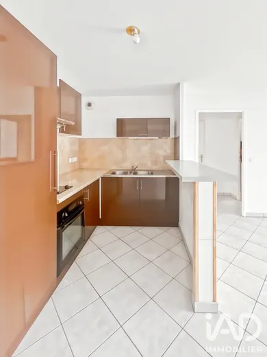 Apartment in Combs-la-Ville (77380)