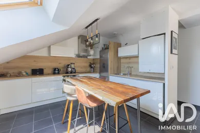 Appartement à Saint-Jeoire-Prieuré (73190)