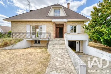 Maison à Croissy-sur-Seine (78290)