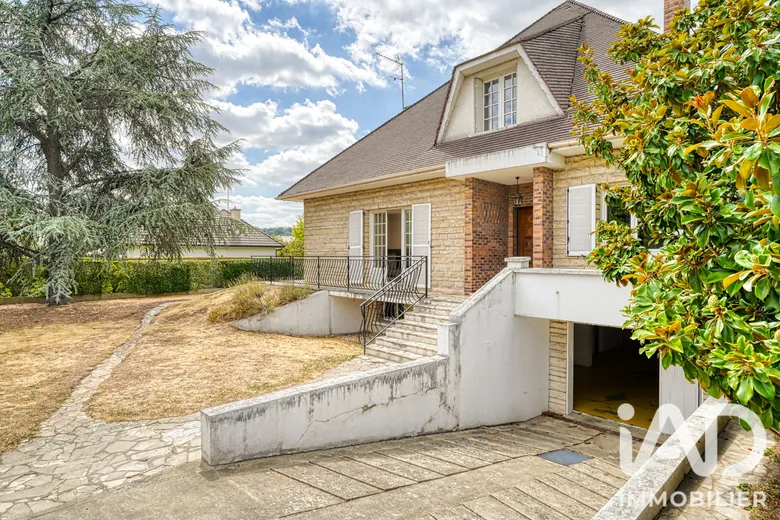 Maison 7 pièces 217 m² · à Croissy-sur-Seine · 217 m² · 1 120 000 €