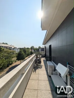 Appartement à Saint-Cyr-sur-Loire (37540)