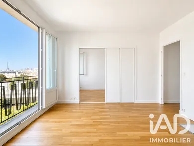 Apartment in Boulogne-Billancourt (92100)