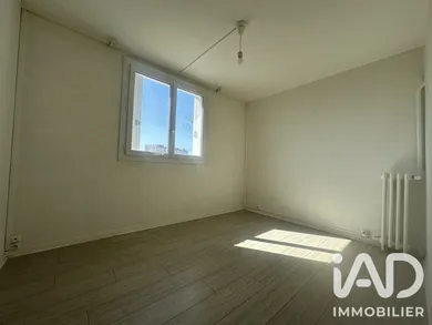 Apartment in Le Mans (72000)