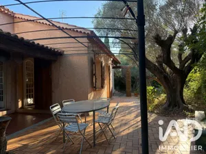 Maison à Toulon (83200)