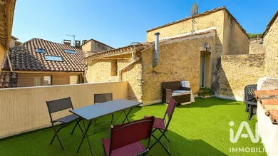 Apartment in Malaucène (84340)