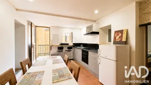 Apartment in Malaucène (84340)