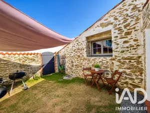 Townhouse in Grosbreuil (85440)