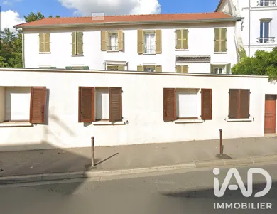 Studio à Montmorency (95160)