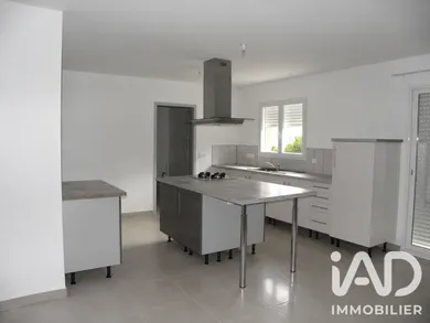 House in Coutras (33230)