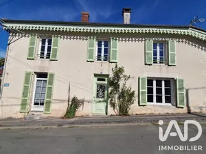Maison de village à Fontaine-Chalendray (17510)