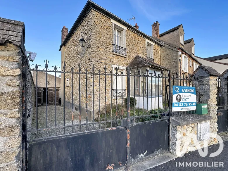 Maison 5 pièces 98 m² · à Lardy · 98 m² · 255 000 €