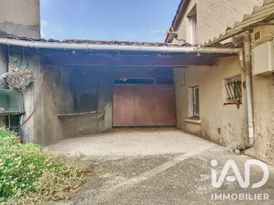 Townhouse in Tain-l'Hermitage (26600)