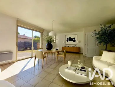 Pavillon à Marigny (79360)
