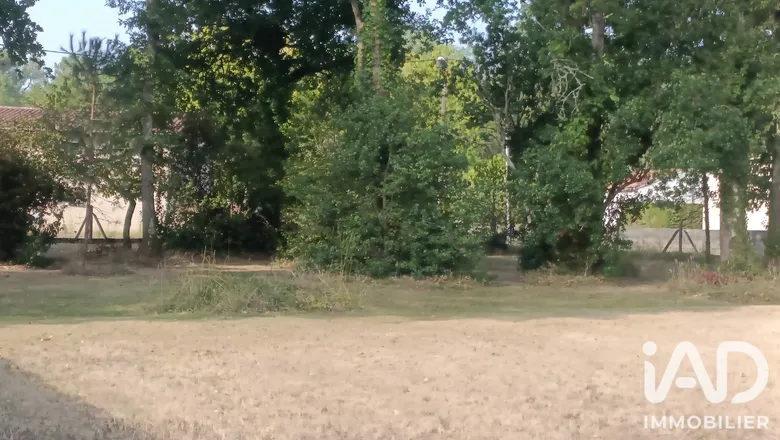 Terrain à bâtir à Arsac (33460) · 169 000 €