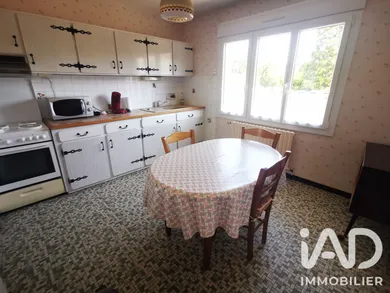 Maison traditionnelle à Duneau (72160)