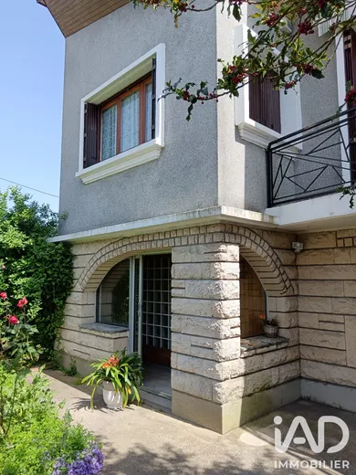 Maison d'architecte à Villepinte (93420)
