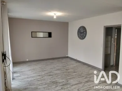 Appartement à Joué-lès-Tours (37300)