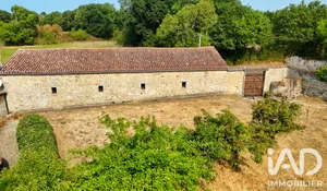 Grange à Talmont-Saint-Hilaire (85440)