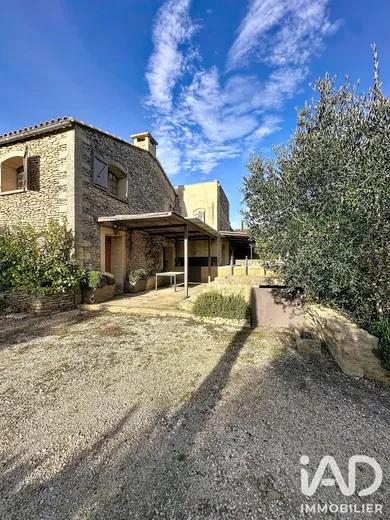 Gîte à Vers-Pont-du-Gard (30210)