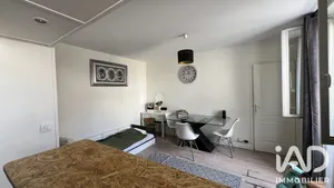 Apartment in Pantin (93500)