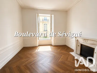 Apartment in Rennes (35700)