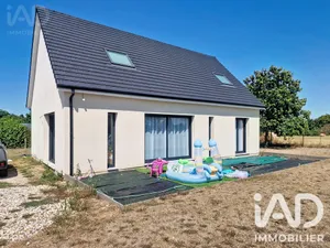 Maison à Arelaune-en-Seine (76940)