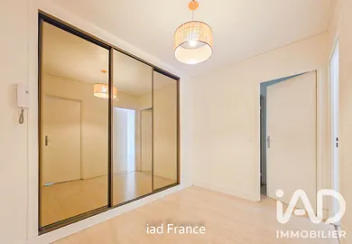 Appartement à Elancourt (78990)