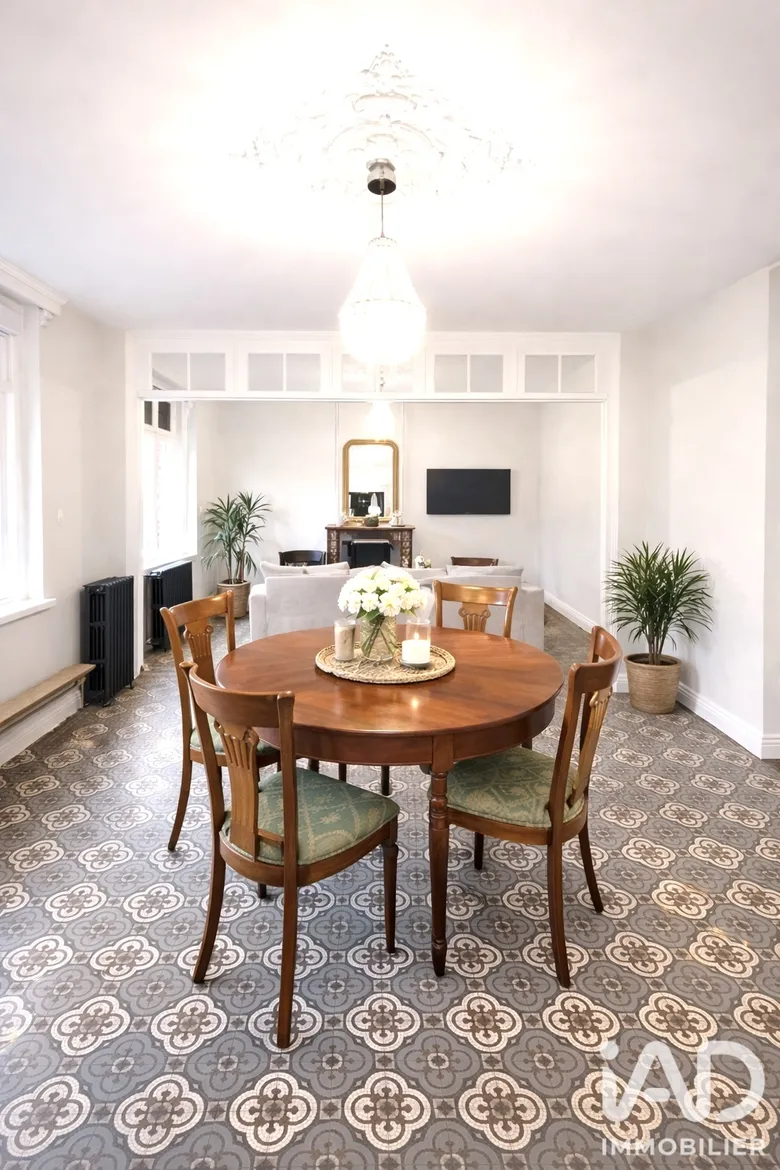 Maison 5 pièces 150 m² · à Bruay-la-Buissière · 150 m² · 235 000 €