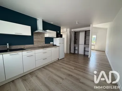 Appartement à Les Billaux (33500)