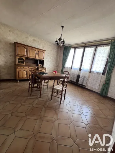 Maison de village à Perriers-sur-Andelle (27910)