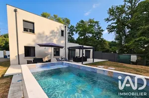 Maison à Germigny-l'Évêque (77910)