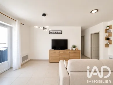 Appartement à Montpezat (30730)