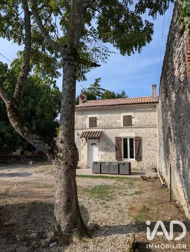 Maison à Pérignac (17800)