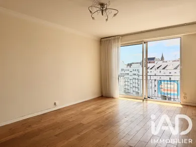 Apartment in Vannes (56000)