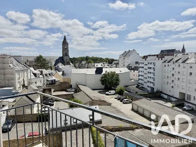 Apartment in Vannes (56000)
