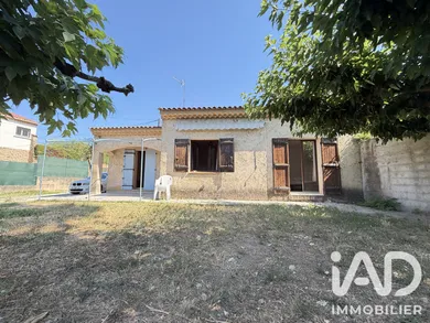 Maison traditionnelle à Le Val (83143)