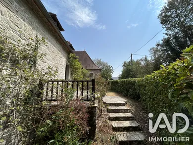 Maison de campagne à Montfaucon (46240)