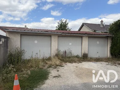 Terrain à bâtir à Ussy-sur-Marne (77260)
