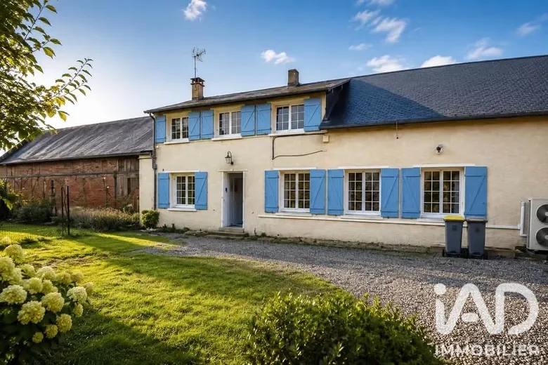 Maison 6 pièces 205 m² · à Fonsomme · 205 m² · 208 000 €