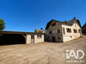 Maison de village à Viry-Noureuil (02300)