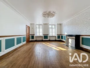 Apartment in Blandy (77115)