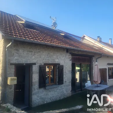 Maison de village à Ordonnaz (01510)
