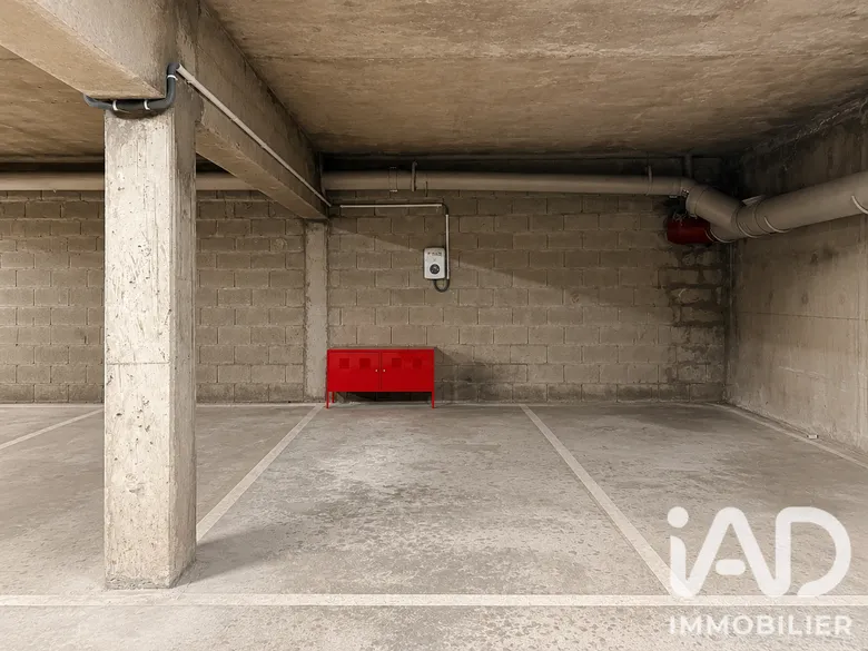Parking 12 m² · à Paris · 12 m² · 25 000 €