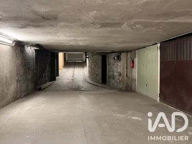 Garage à Paris (75011)